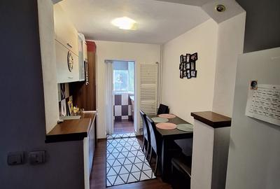Apartament cu 3 camere decomandat în Decebal - 1