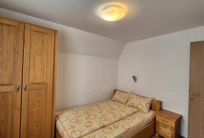 Casă cu 8 camere cu Canalizare în Central - 13