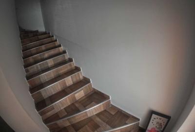 Casă cu 4 camere în Vladimirescu - 1