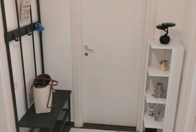 Apartament cu 2 camere decomandat în 1 Decembrie 1918