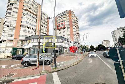 Apartament cu 3 camere decomandat în Orizont