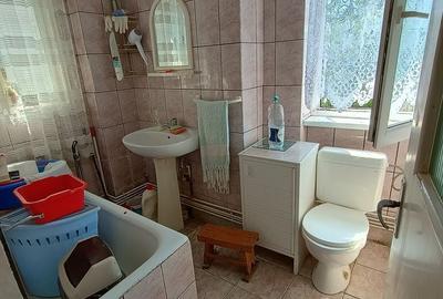 Casă cu 2 camere cu Teren 300 Mp în Central - 7
