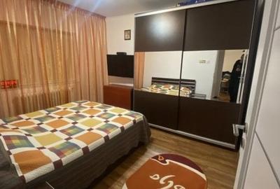 Apartament cu 3 camere decomandat în Zimbru - 6