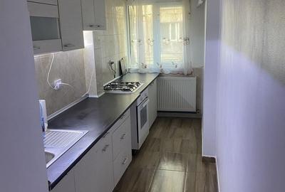 Garsonieră decomandată în Lacul Tei