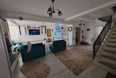 Casă cu 4 camere cu Canalizare în Bârnova - 2