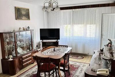 Apartament cu 2 camere decomandat în Noua - 6