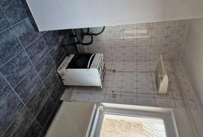 Apartament cu 2 camere semidecomandat în Mircea-Vodă - 2