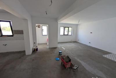 Casă cu 3 camere cu Teren 400 Mp în Central - 5