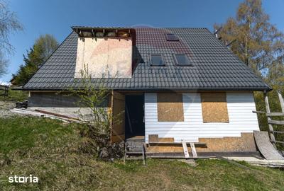 Casă cu 6 camere cu Teren 1005 Mp în Moieciu - 15