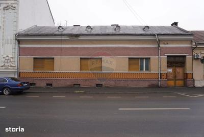 Casă cu 4 camere în Central - 5