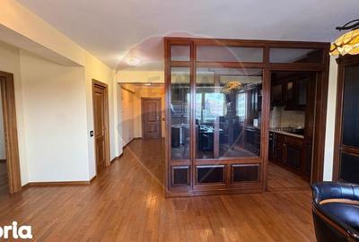 Apartament cu 3 camere în Central - 14