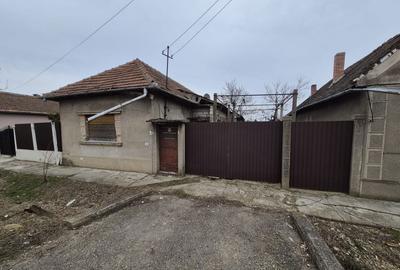 Casă cu 3 camere în Central - 2