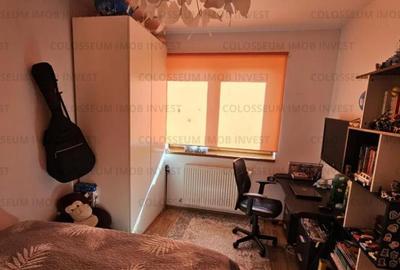 Apartament 3 camere, decomandat - zona Tractorul - 2