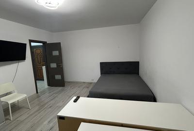 Garsonieră decomandată, mobilată în Vitan Mall - 1