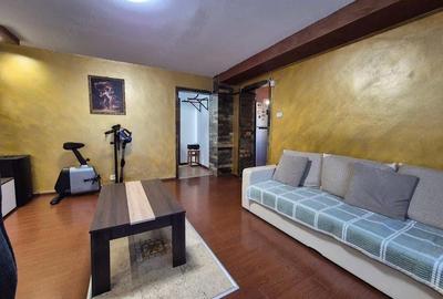 Apartament cu 3 camere decomandat în Brătianu - 8