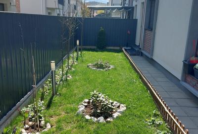 Duplex cu 4 camere cu Canalizare în Florești - 4
