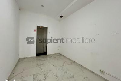 Spațiu comercial, de 32 mp, în Central - 4