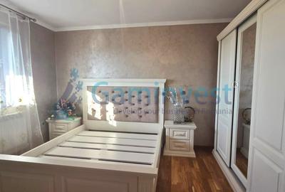 Casă individuală cu 5 camere cu Canalizare în Central - 5