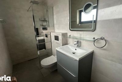 Casă cu 4 camere cu Canalizare în Ghencea