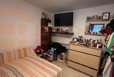Casă individuală cu 3 camere cu Canalizare în CET - 2