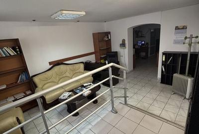Spațiu comercial, de 140 mp, în Unirii - 1