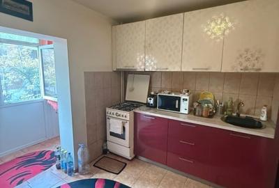 Apartament 3 camere, 72.75 mp, zona Sarari - 1