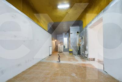 Spațiu comercial, de 130 mp, în Central - 10