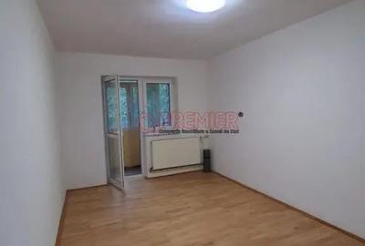 Apartament cu 3 camere decomandat în Giurgiului - 10