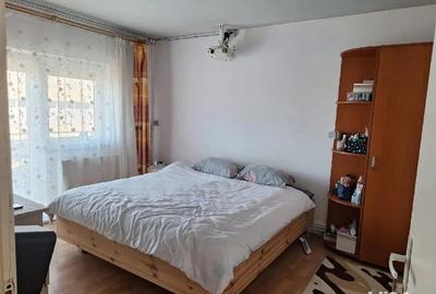 Apartament cu 4 camere decomandat în Lipovei - 3
