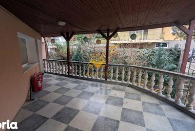 Casă cu 9 camere cu Canalizare în Andrei Mureșanu - 8