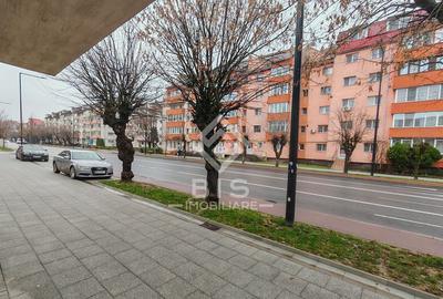 Spa?iu Comercial de Inchiriat.- Andrei Muresanu - 12