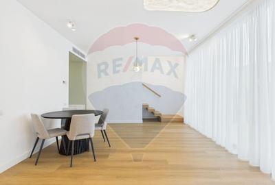 Vila luminoasa cu 4 camere si panouri solare in Amber FOREST Tunari - 24