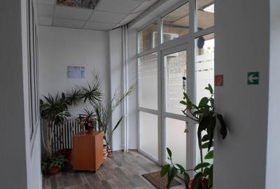 Spatiu comercial cu acces stradal in Ploiesti, ultracentral. - 1