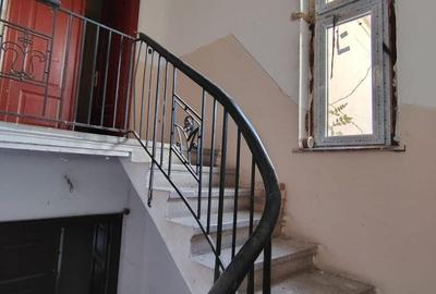 Casă individuală cu 12 camere cu Teren 160 Mp în Dorobanți - 16