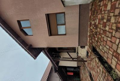 Casă în Sântandrei