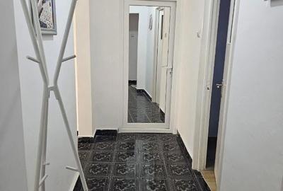 Apartament cu 4 camere decomandat în Eremia - 2