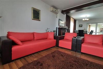 Casa D+P+M  de vanzare cu vedere la lac - 9
