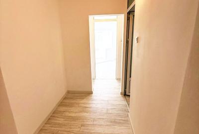 Apartament cu 3 camere decomandat în Nicolina - 12