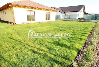 Casă individuală cu 4 camere cu Canalizare în Sângeorgiu de Mureș - 8