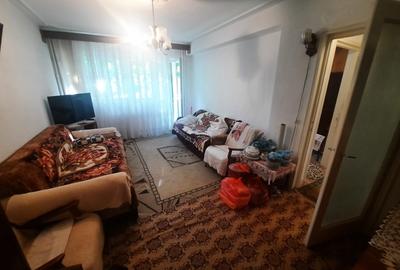 Apartament de 2 camere decomandat, etajul 1/8, zona Copou