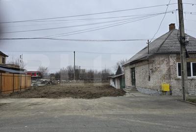 Casă cu 2 camere cu Teren 500 Mp în Botizului - 2