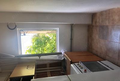 Apartament 3 Camere, etaj 1, vis-a-vis de Spital - 4