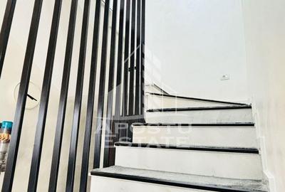 Casa deosebita cu 5 camere in Dinias - 9