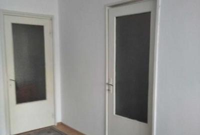 Drumul Taberei - Plaza, decomandat, 50 mp,,bloc reabilitat termic. - 4