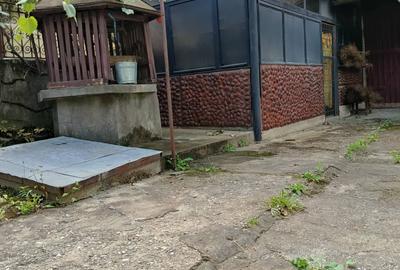 Casă cu 3 camere cu Teren 1000 Mp în Sutoru - 1