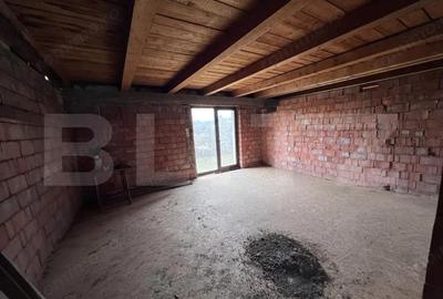 Casă cu 12 camere cu Teren 3730 Mp în Stremț - 5