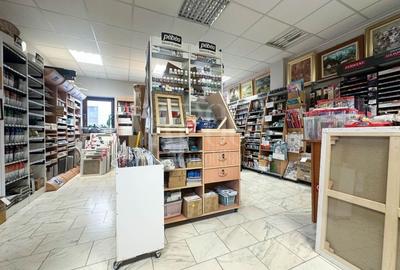 Spațiu comercial, de 290 mp, în Central - 2