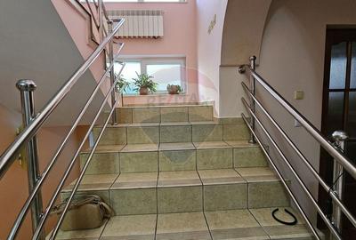 Casă individuală cu 17 camere cu Canalizare în Obcini - 50