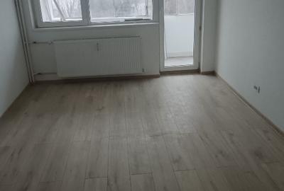 Apartament cu 2 camere semidecomandat în Berceni - 7