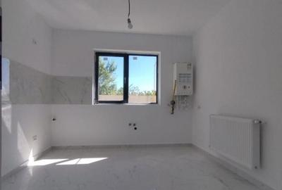 Casă cu 5 camere cu Teren 299 Mp în Central